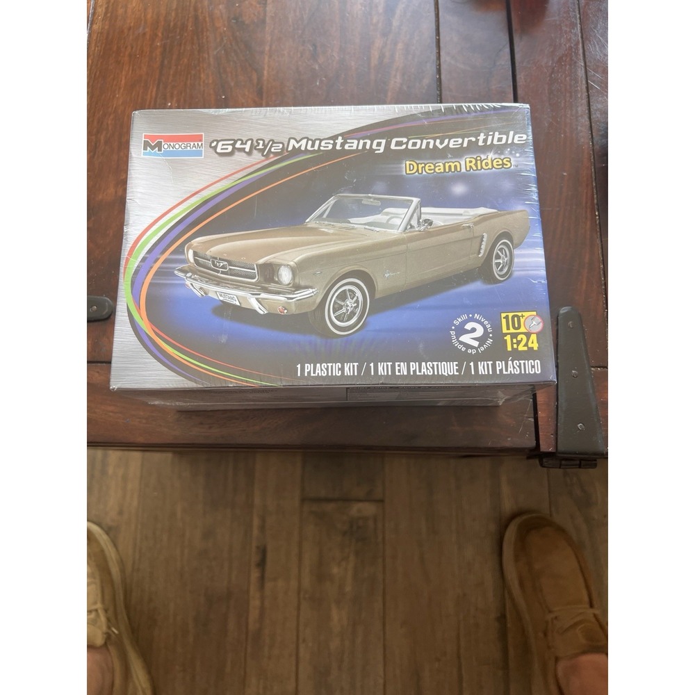Monogram Model Kit '64 1/2 Mustang Convertible Dream Rides 1:24